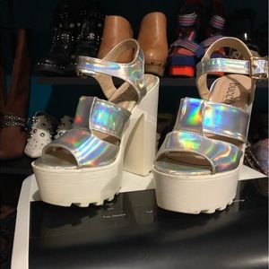 Psychedelic Silver Platforms